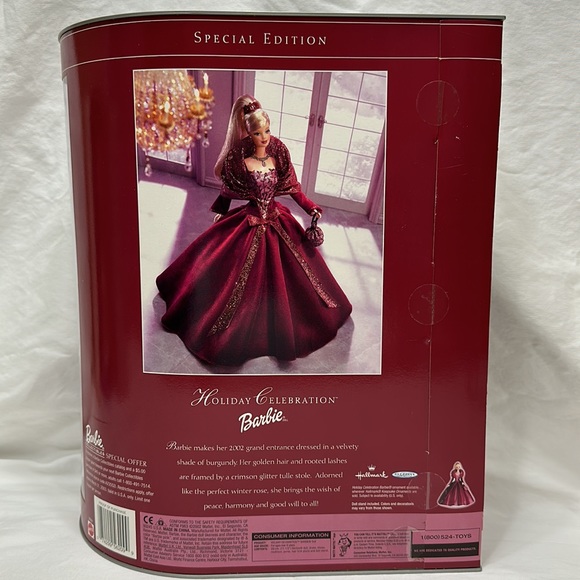 Holiday Celebration Barbie - Picture 6 of 9